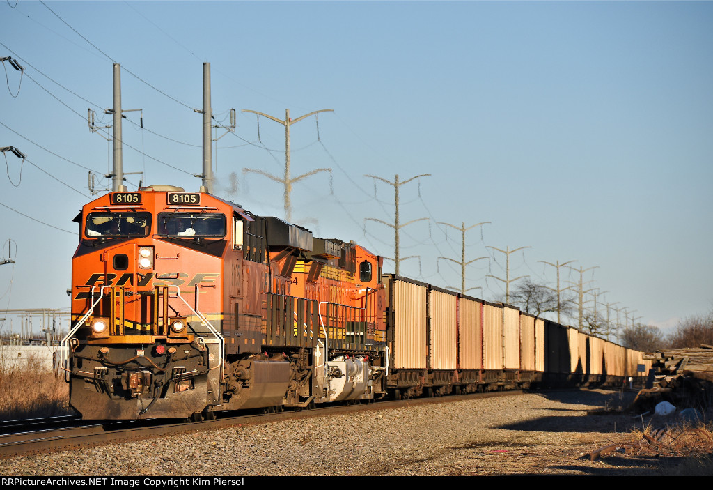 BNSF 8105